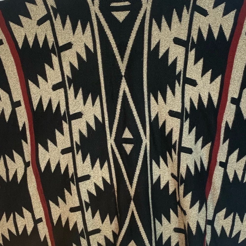 Harlow Poncho Boho Wrap Long Shrug Fringe Armhole Aztec Print Brick Taupe BLK OS - Picture 2 of 15
